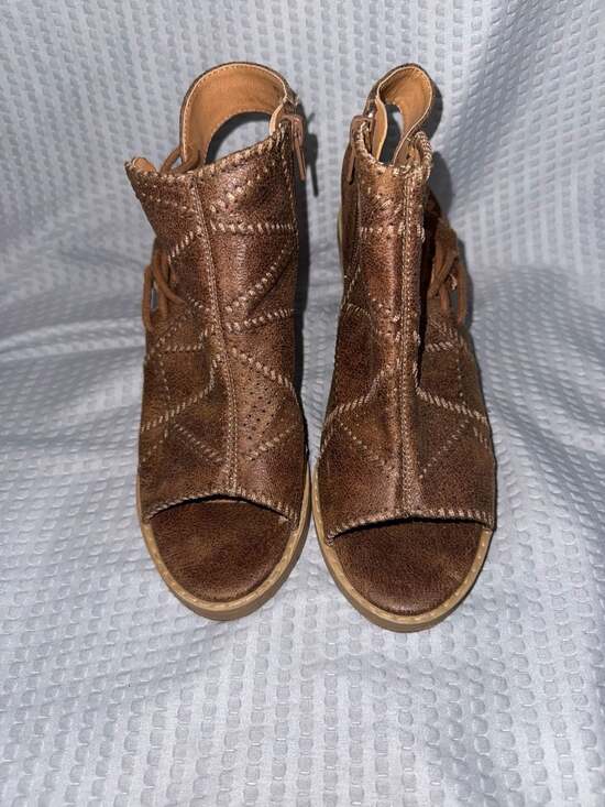 Not Rated Shoes - Not Rated Brown Peep Toe Lace-Up Side Booties Size 6.5